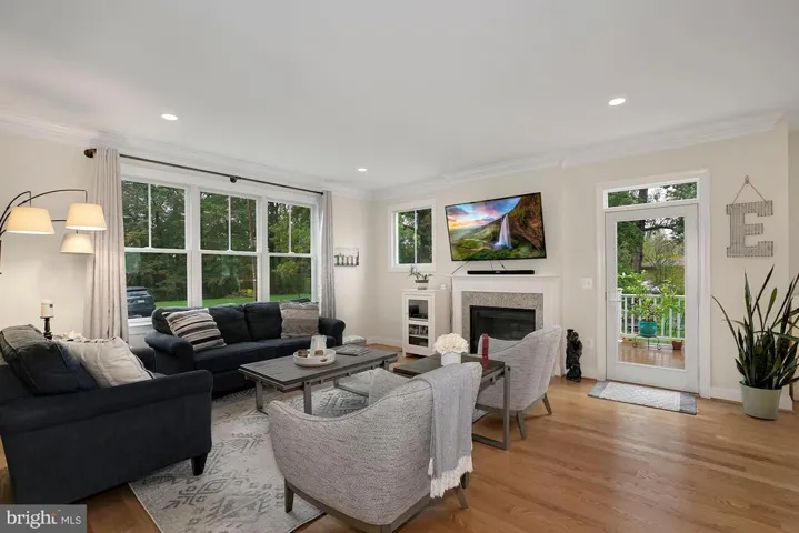 5659 Glenwood Dr, Alexandria, Virginia 22310