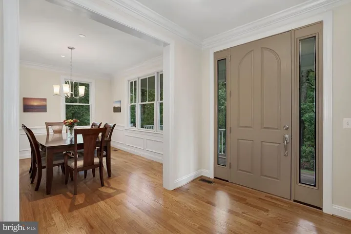 5659 Glenwood Dr, Alexandria, Virginia 22310