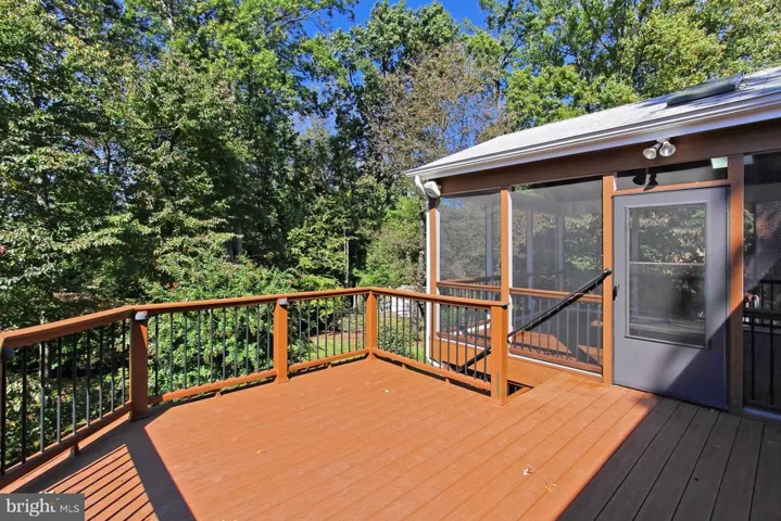 3106 Shadeland Dr, Falls Church, Virginia 22044