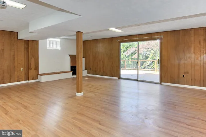 3106 Shadeland Dr, Falls Church, Virginia 22044