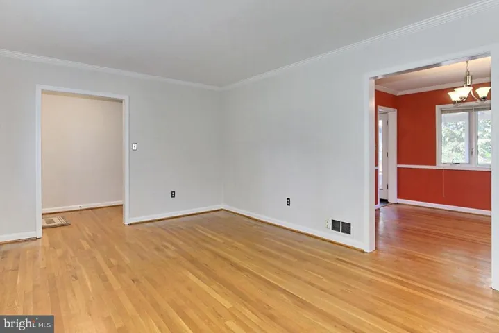 3106 Shadeland Dr, Falls Church, Virginia 22044