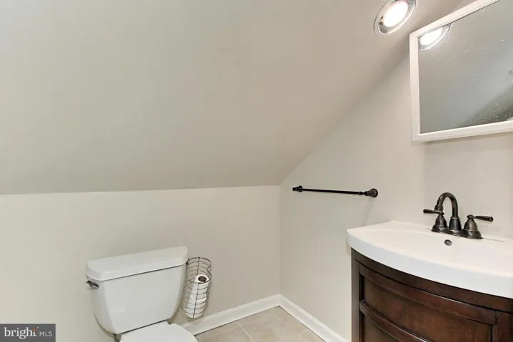 3106 Shadeland Dr, Falls Church, Virginia 22044