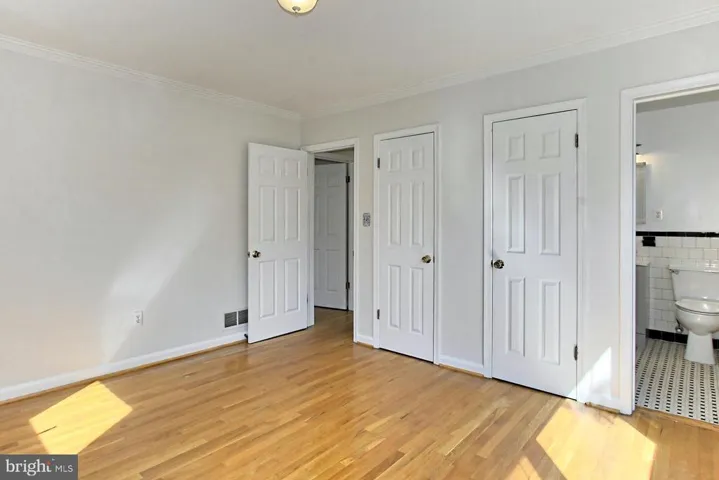 3106 Shadeland Dr, Falls Church, Virginia 22044