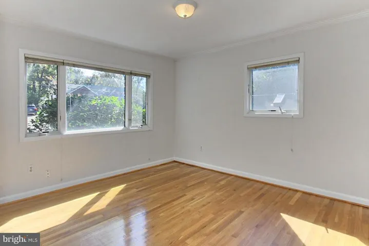 3106 Shadeland Dr, Falls Church, Virginia 22044