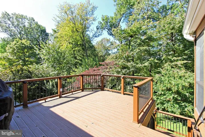 3106 Shadeland Dr, Falls Church, Virginia 22044