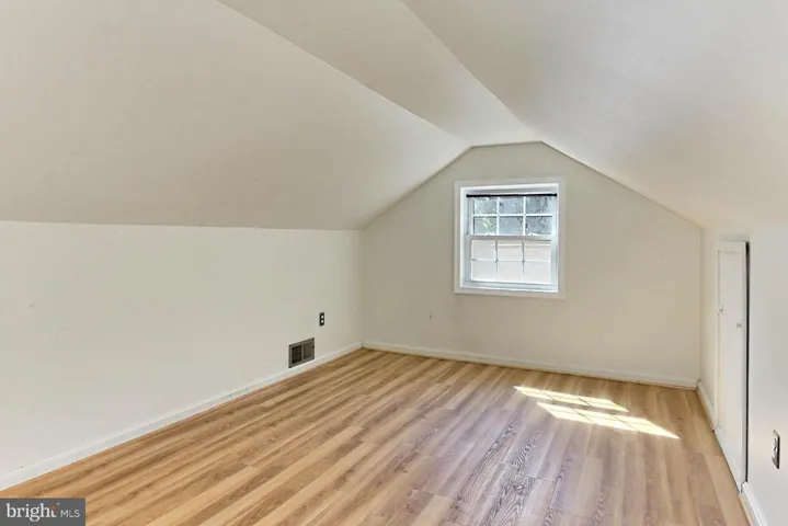 3106 Shadeland Dr, Falls Church, Virginia 22044