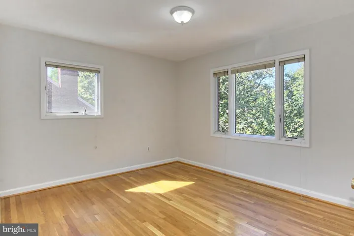 3106 Shadeland Dr, Falls Church, Virginia 22044
