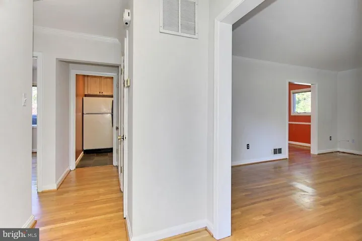 3106 Shadeland Dr, Falls Church, Virginia 22044