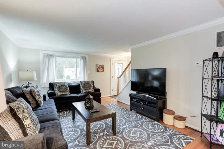 8106 Winter Blue Ct, Springfield, Virginia 22153