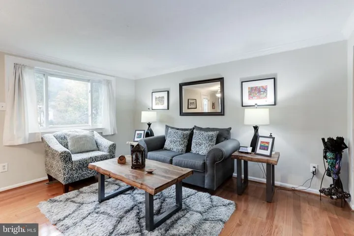 8106 Winter Blue Ct, Springfield, Virginia 22153