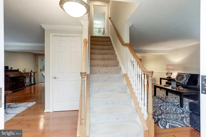 8106 Winter Blue Ct, Springfield, Virginia 22153