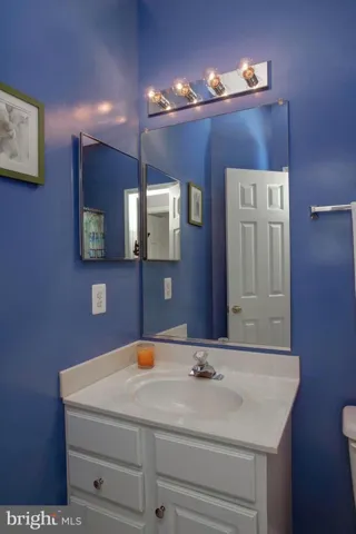 444 Clayton Ln, Alexandria, Virginia 22304