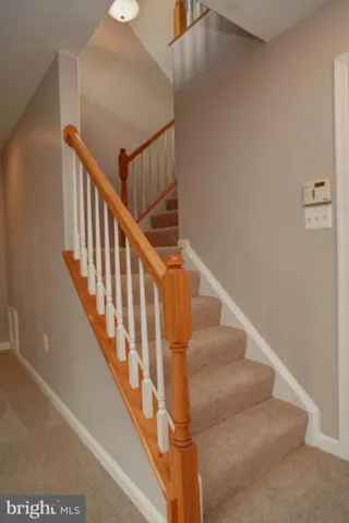 444 Clayton Ln, Alexandria, Virginia 22304