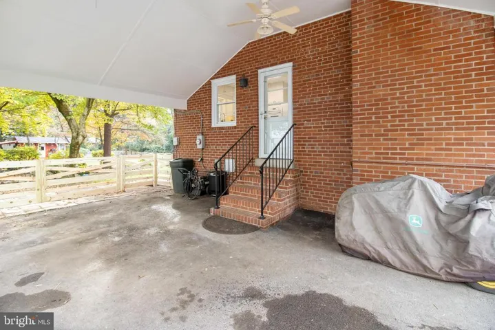 4007 Woodley Dr, Alexandria, Virginia 22309
