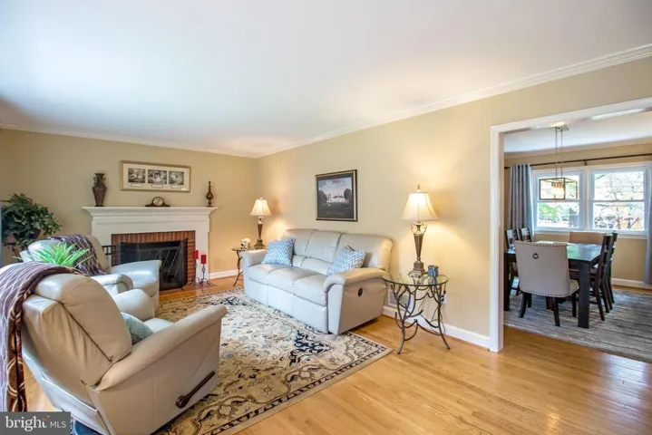 4007 Woodley Dr, Alexandria, Virginia 22309