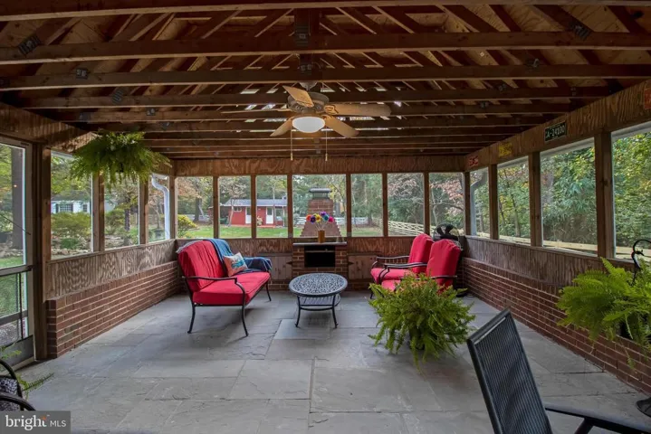 4007 Woodley Dr, Alexandria, Virginia 22309