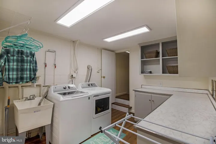 4007 Woodley Dr, Alexandria, Virginia 22309