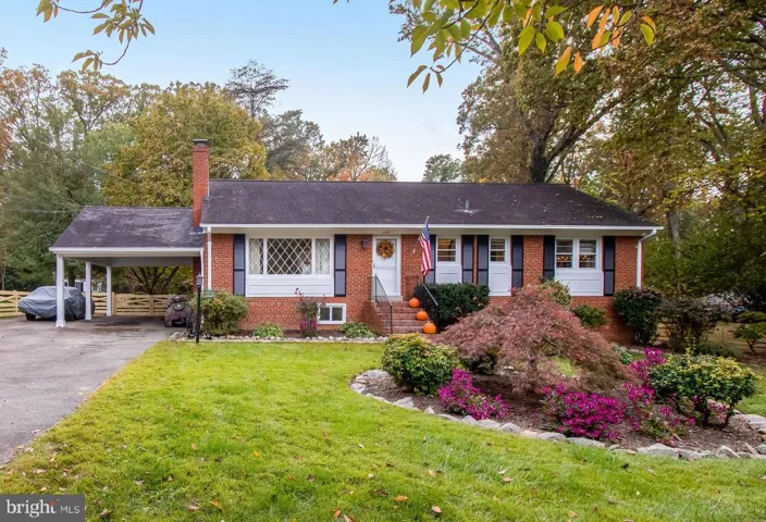 4007 Woodley Dr, Alexandria, Virginia 22309