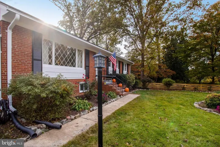 4007 Woodley Dr, Alexandria, Virginia 22309