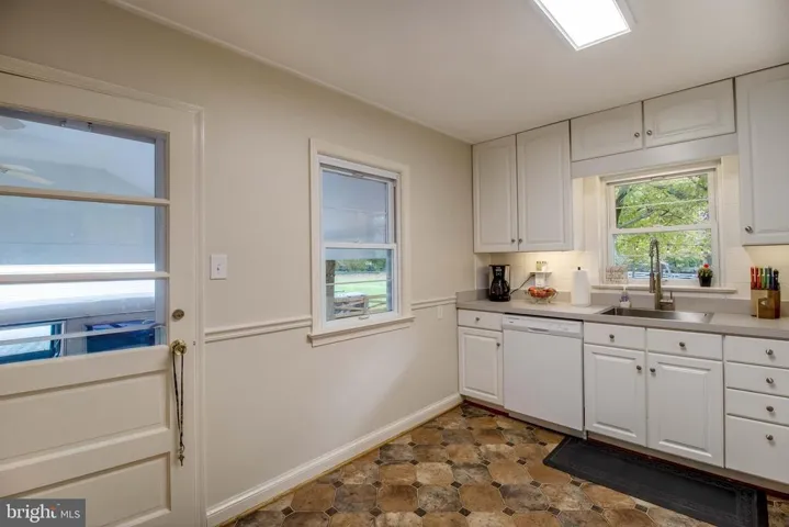 4007 Woodley Dr, Alexandria, Virginia 22309