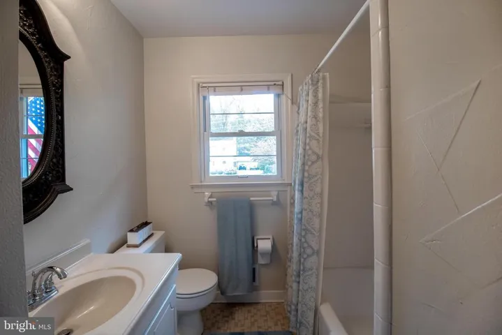 4007 Woodley Dr, Alexandria, Virginia 22309