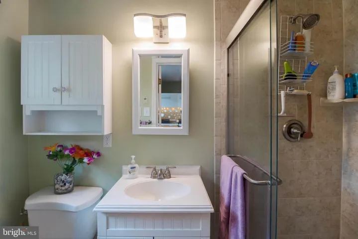4007 Woodley Dr, Alexandria, Virginia 22309