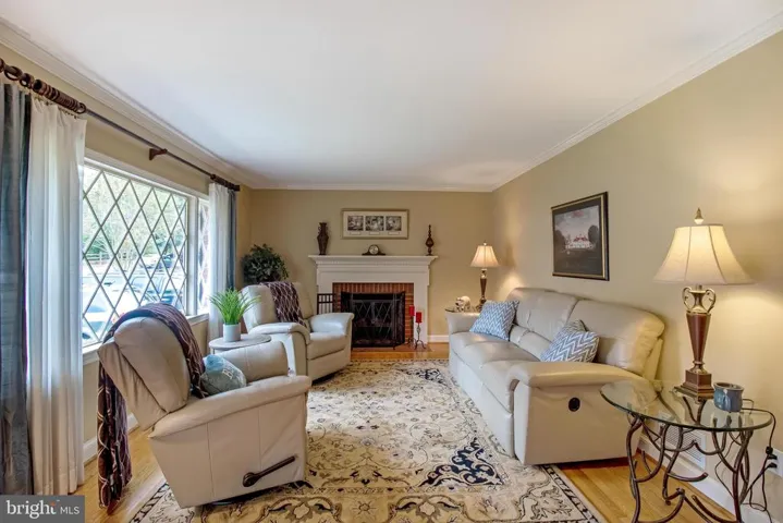 4007 Woodley Dr, Alexandria, Virginia 22309