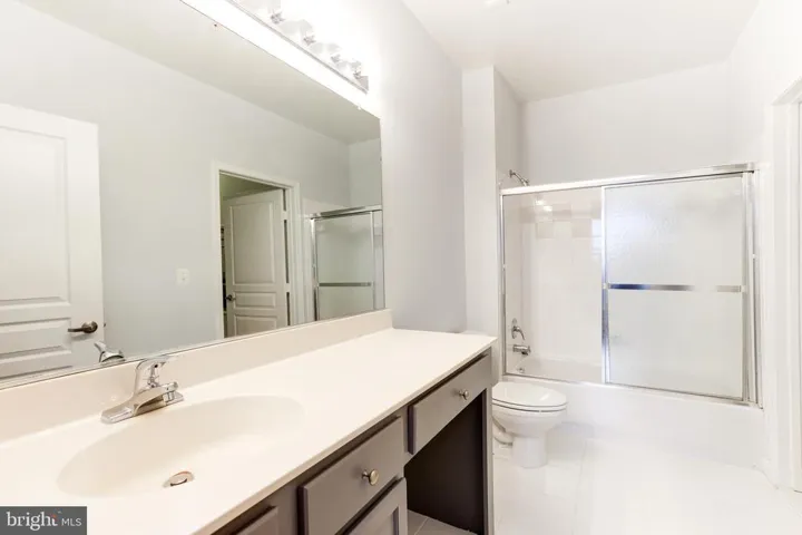 12000 Market St #382, Reston, Virginia 20190