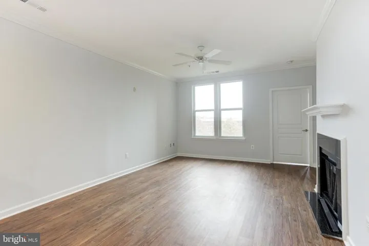 12000 Market St #382, Reston, Virginia 20190