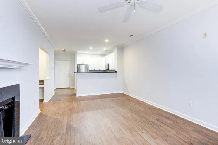 12000 Market St #382, Reston, Virginia 20190