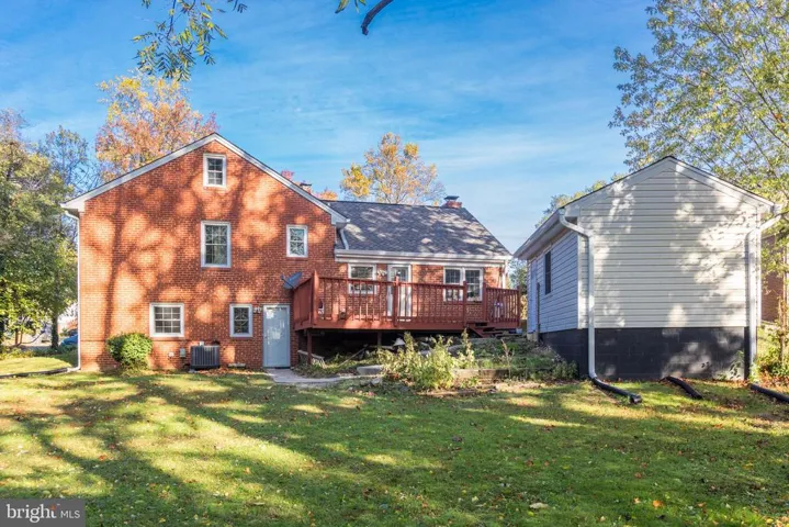 7039 Calamo St, Springfield, Virginia 22150