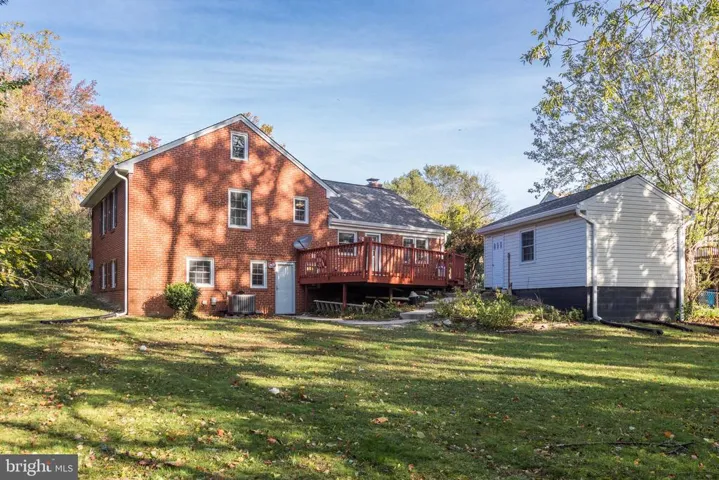 7039 Calamo St, Springfield, Virginia 22150