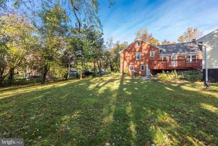 7039 Calamo St, Springfield, Virginia 22150