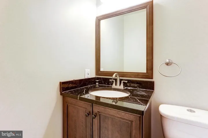 7039 Calamo St, Springfield, Virginia 22150