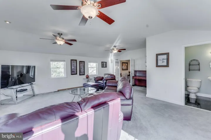 113 N Garfield Rd, Sterling, Virginia 20164