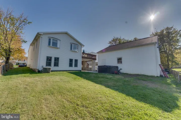 113 N Garfield Rd, Sterling, Virginia 20164
