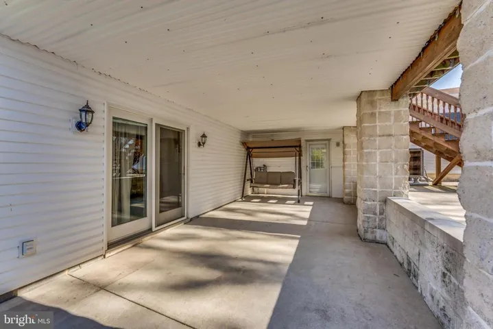 113 N Garfield Rd, Sterling, Virginia 20164