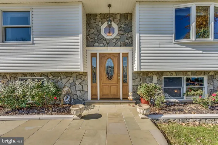 113 N Garfield Rd, Sterling, Virginia 20164