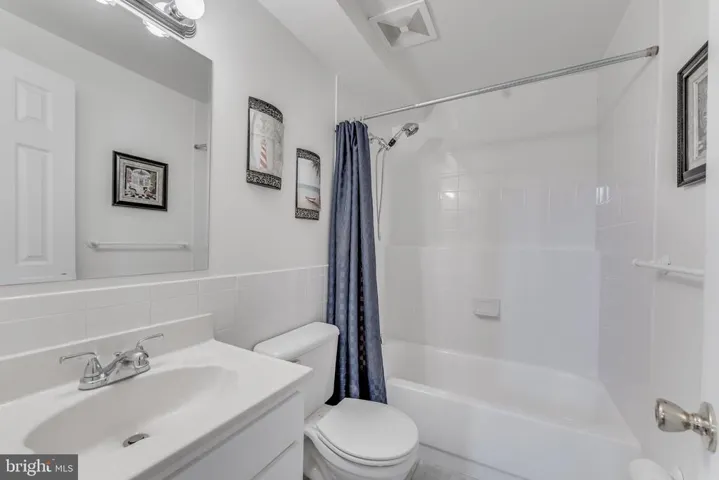 113 N Garfield Rd, Sterling, Virginia 20164
