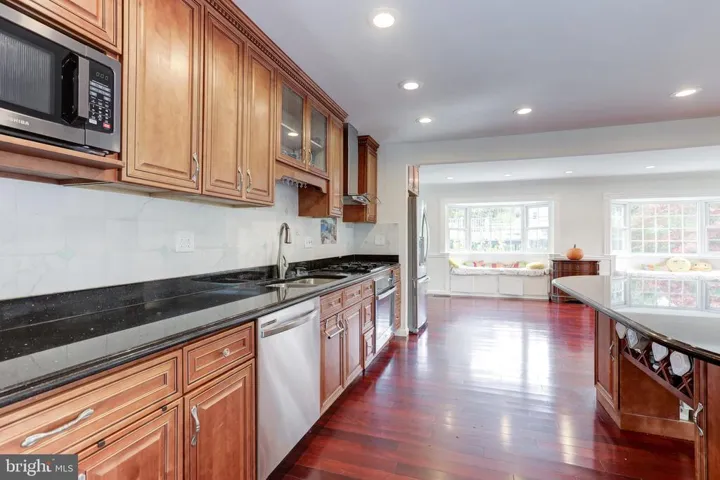 1348 Macbeth St, Mclean, Virginia 22102