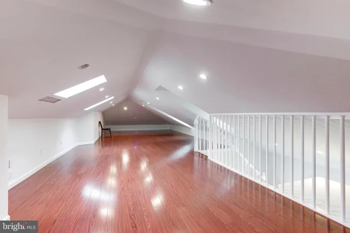 1348 Macbeth St, Mclean, Virginia 22102