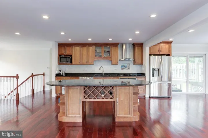 1348 Macbeth St, Mclean, Virginia 22102