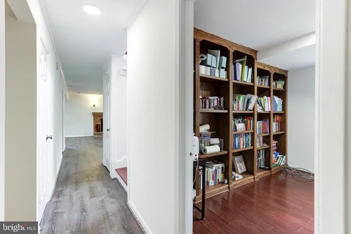 1348 Macbeth St, Mclean, Virginia 22102