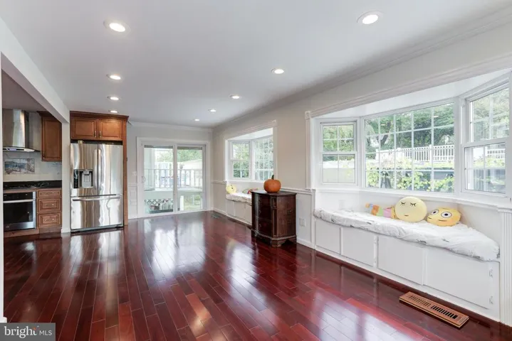 1348 Macbeth St, Mclean, Virginia 22102