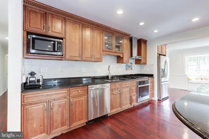 1348 Macbeth St, Mclean, Virginia 22102