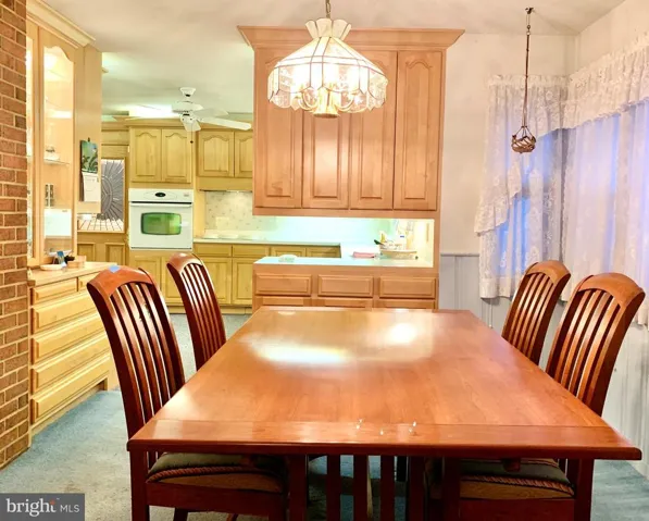2004 Prices Ln, Alexandria, Virginia 22308
