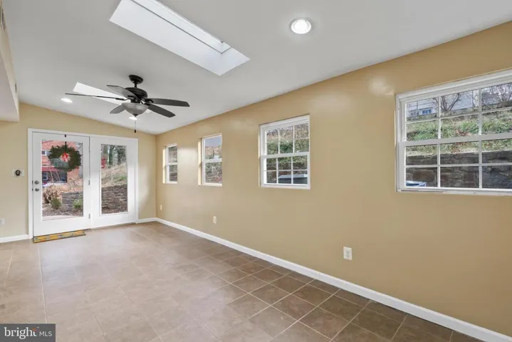 5717 Telegraph Rd, Alexandria, Virginia 22303