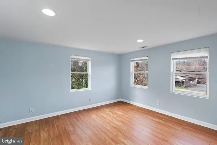 5717 Telegraph Rd, Alexandria, Virginia 22303