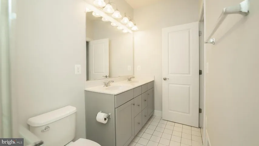 6010 Camerons Ferry Dr, Haymarket, Virginia 20169