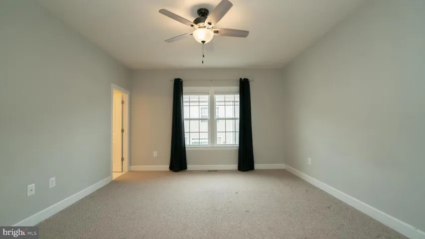 6010 Camerons Ferry Dr, Haymarket, Virginia 20169